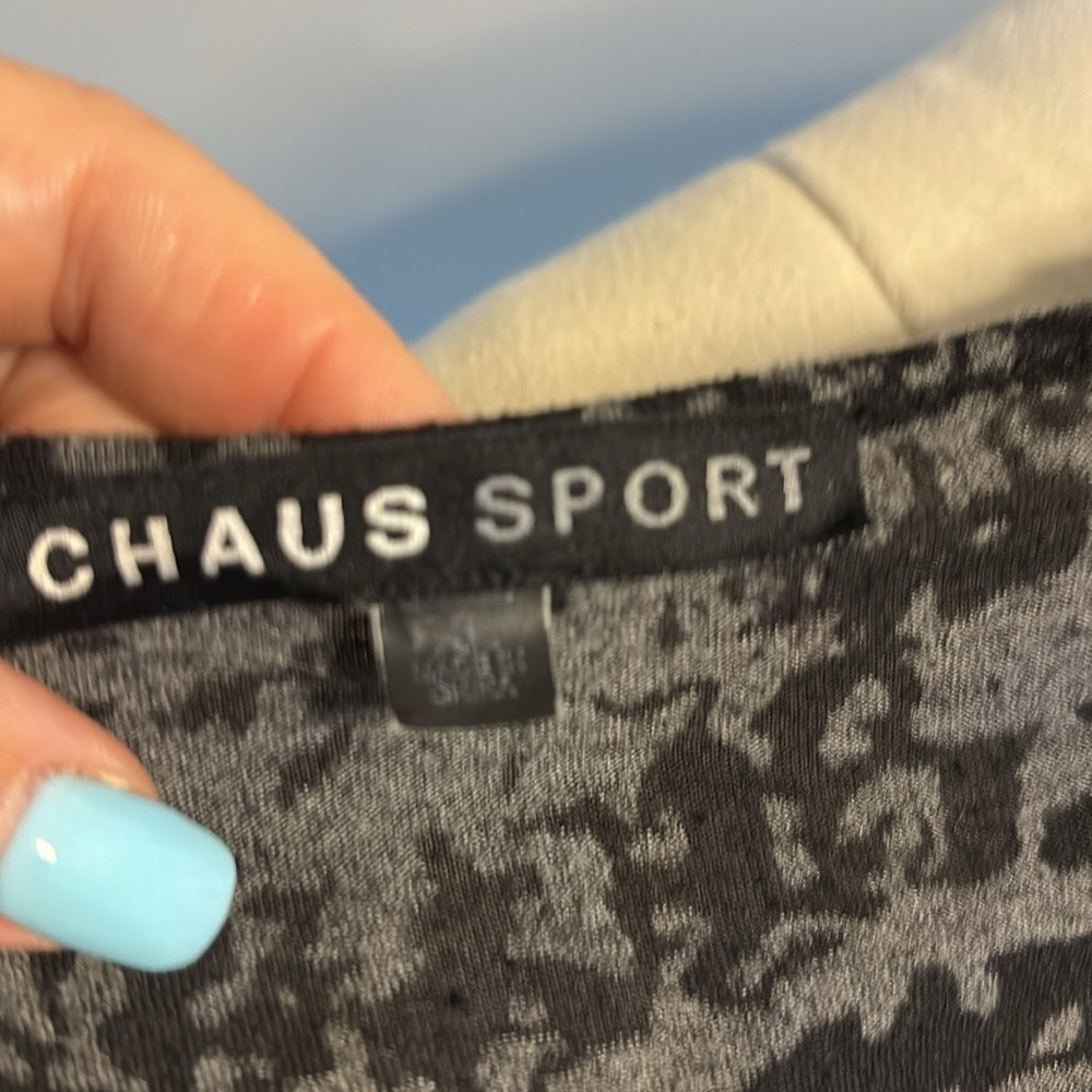 Chaus Sport Black and Gray Women's embellished shoulder top lightweight L/S Lrg - Picture 9 of 11